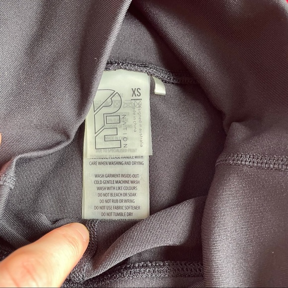 P.E Nation black bike shorts (XS) - Picture 3 of 4